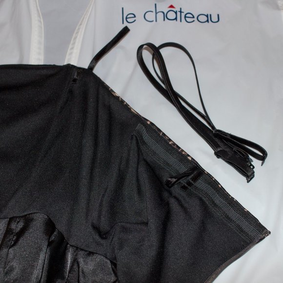 Le Chateau animal print dress - Picture 8 of 8